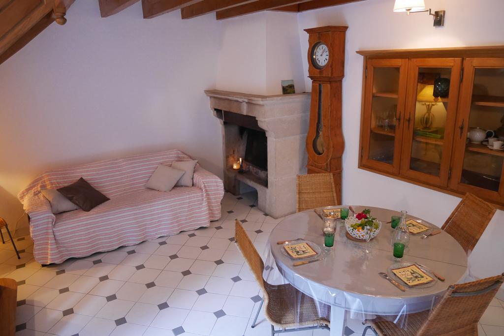 Villa La Maison D'En Face Saint-Affrique-les-Montagnes Zimmer foto